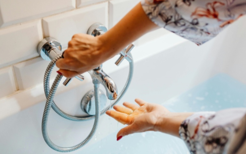 【莱沃医疗：知识分享】洗澡时别踩这些坑！你的疤痕，可能就是这么变严重的