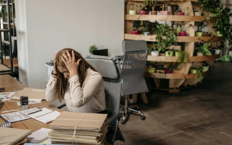 【莱沃医疗：知识分享】“菊”势紧张的隐形推手：可能不是辣椒，而是你失控的情绪